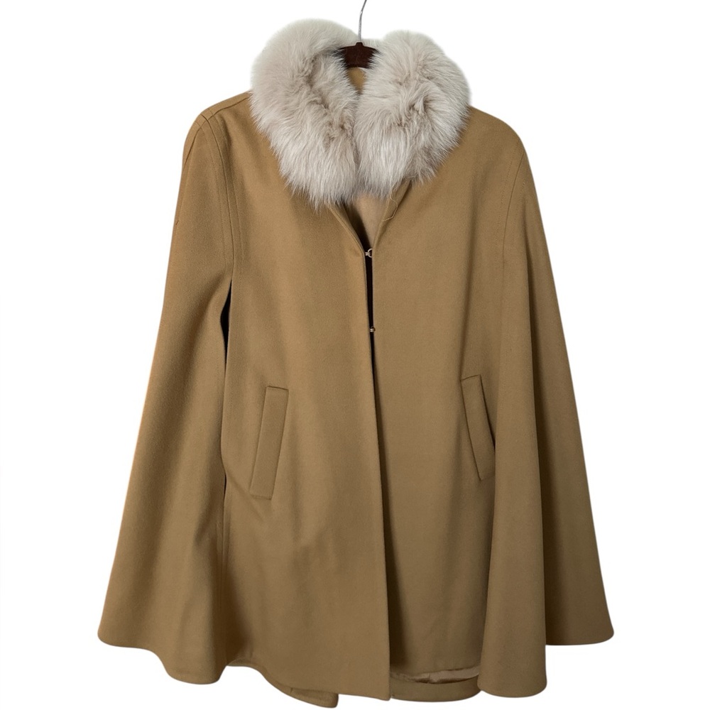 Sofia Cashmere Tan and White Cape with Luxurious Fur Collar
